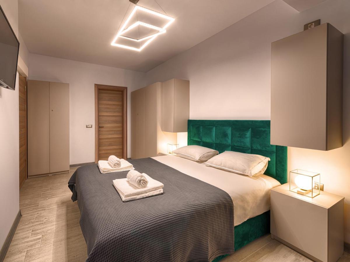 Apartament Sunway Alezzi Beach Navodari Bagian luar foto