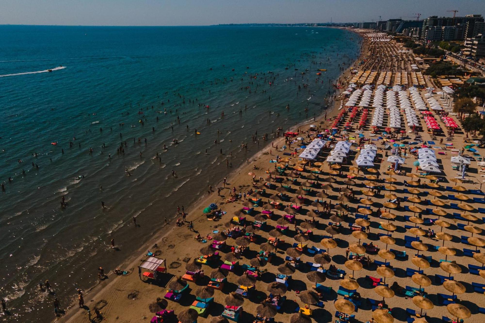 Apartament Sunway Alezzi Beach Navodari Bagian luar foto
