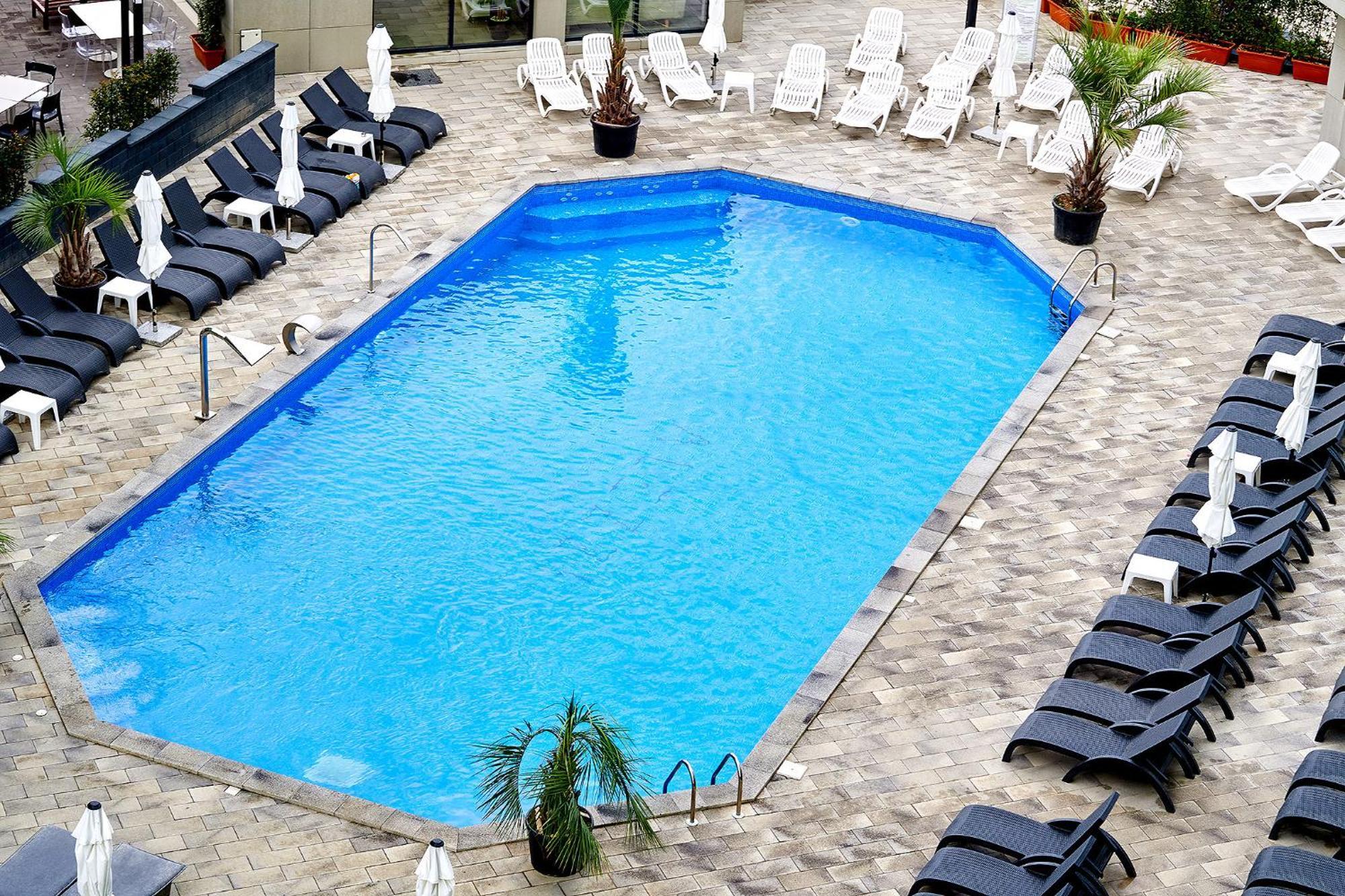 Apartament Sunway Alezzi Beach Navodari Bagian luar foto